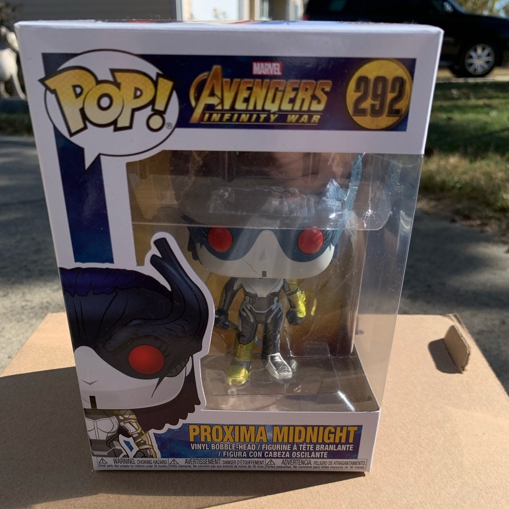 New 2017 Vaulted Marvel Avengers Infinity War Proxima Midnight Funko Pop